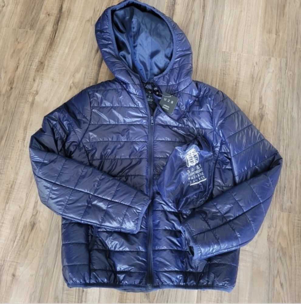 NWT U2B Super Lightweight Packable Jacket womens Size Small